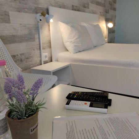 Simada Blue Guesthouse 골든샌드 외부 사진