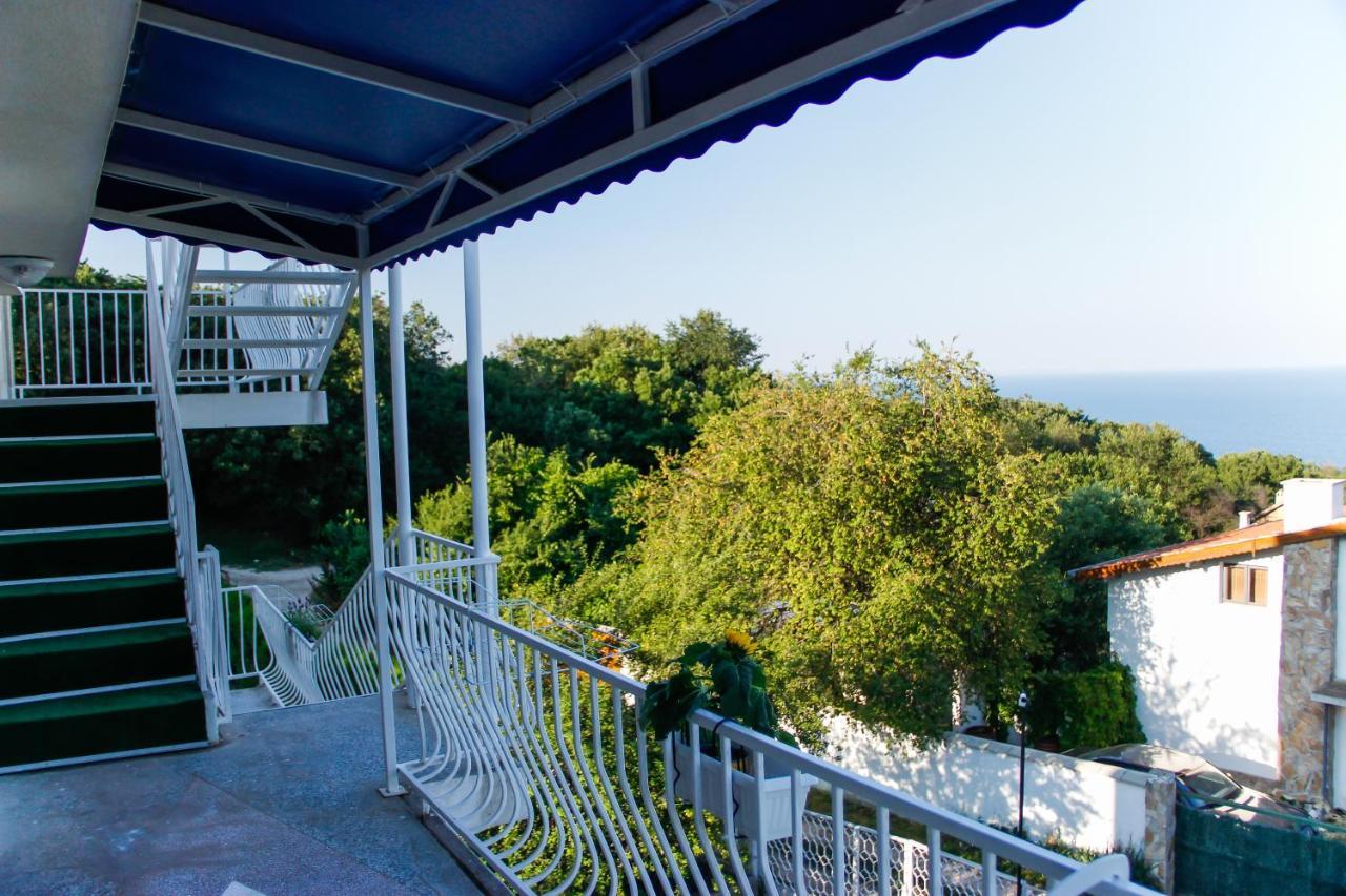 Simada Blue Guesthouse 골든샌드 외부 사진