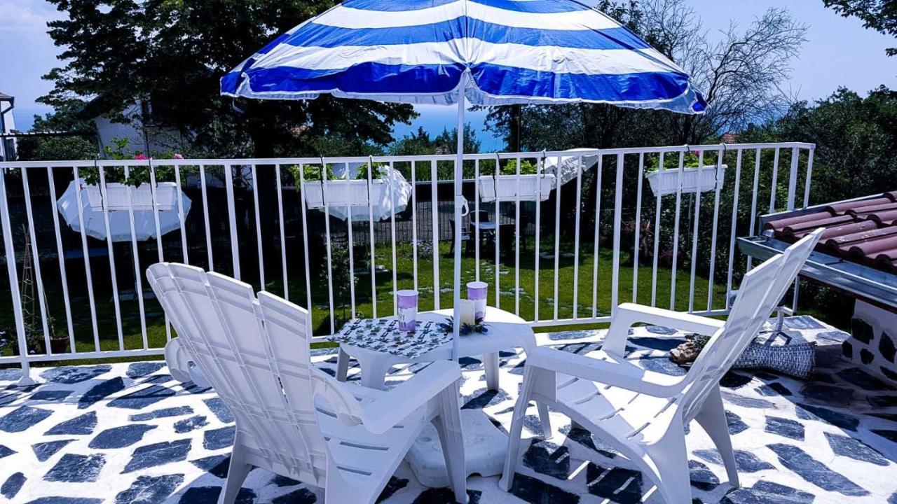 Simada Blue Guesthouse 골든샌드 외부 사진