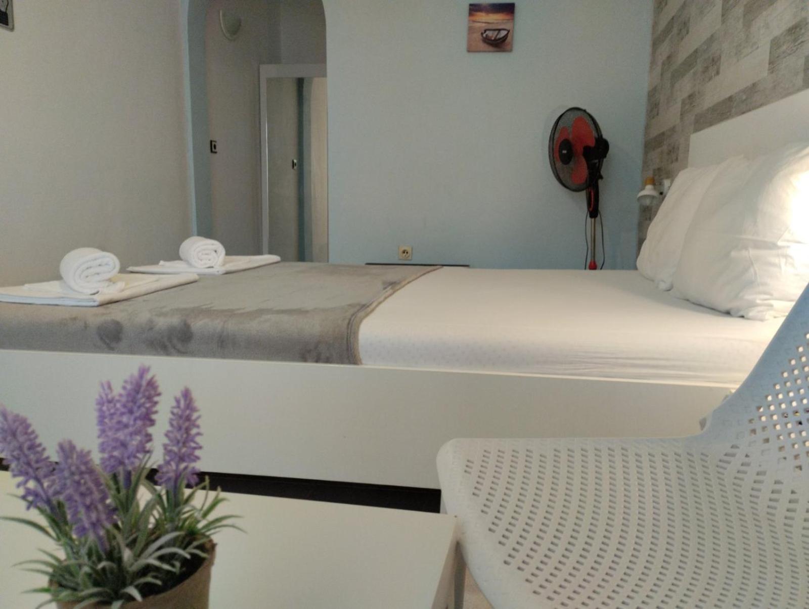 Simada Blue Guesthouse 골든샌드 외부 사진
