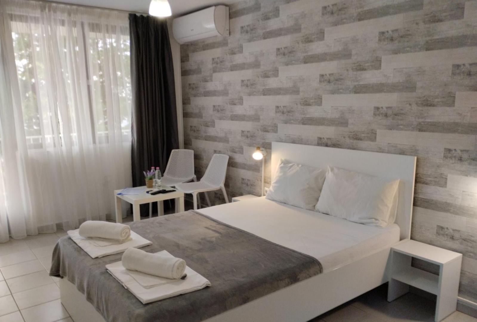 Simada Blue Guesthouse 골든샌드 외부 사진