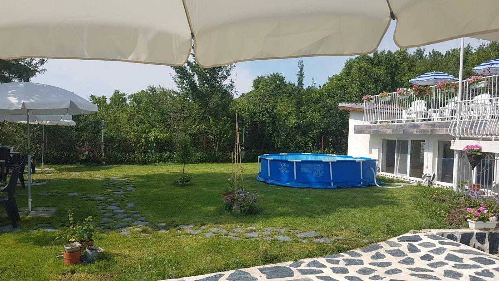 Simada Blue Guesthouse 골든샌드 외부 사진